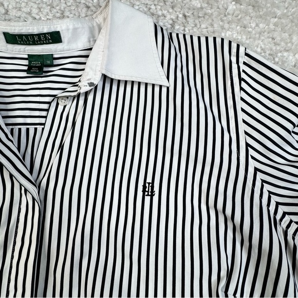 Lauren Ralph Lauren Black White Striped Button Up Shirt with Monogram. 1X - Picture 9 of 14